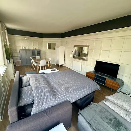 Apartment 46 M2, Centre, Gare 600m, Prox Lille, Nespresso